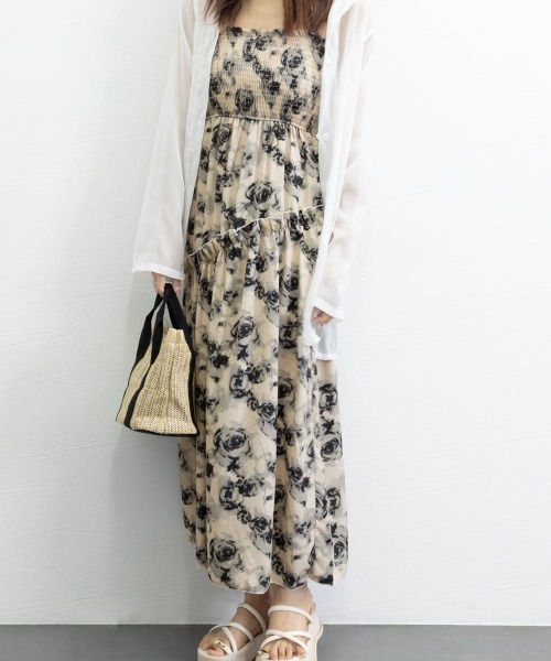 Miniministore(ミニミニストア)の「花柄 キャミワンピース 胸元シャーリング(ワンピース・レディース・マルチ・L/M/XL)」の14枚目の写真