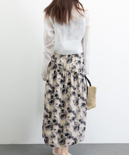 Miniministore(ミニミニストア)の「花柄 キャミワンピース 胸元シャーリング(ワンピース・レディース・マルチ・L/M/XL)」の16枚目の写真