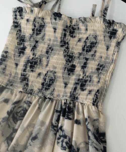 Miniministore(ミニミニストア)の「花柄 キャミワンピース 胸元シャーリング(ワンピース・レディース・マルチ・L/M/XL)」の22枚目の写真