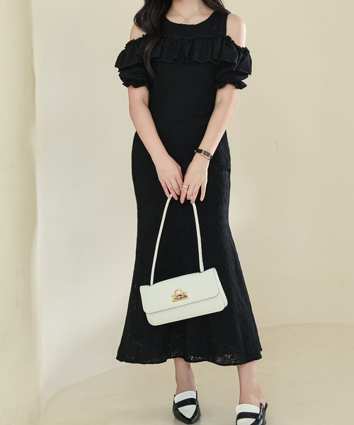 Lace Ladies(レースレディース)の「カットアウト パフスリーブ 総レース マーメイド フリル ワンピース(ワンピース・レディース・ブラック/アイボリー・S/FREE)」の13枚目の写真