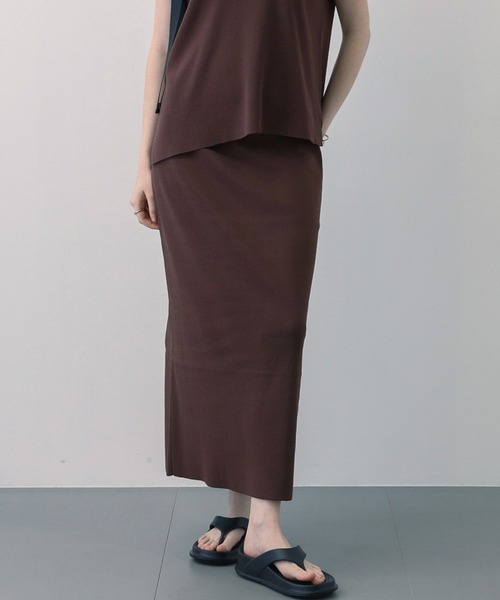 saloon（サルーン）の「SALOON(サルーン)/ニットIラインスカート【手洗い可】セットアップ可（スカート・レディース・ブラウン/ブラック・FREE）」の5枚目の写真