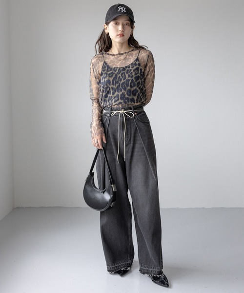 RAGEBLUE（レイジブルー）の「ウエスト紐付き/タックワイドデニム（デニムパンツ・レディース・ブラック/ブルー・FREE）」の5枚目の写真