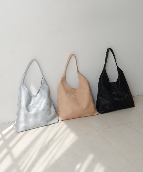 Bab（バブ）の「シャイニートライアングルBAG（トートバッグ・レディース・ベージュ/ブラック/シルバー・ONESIZE）」の21枚目の写真
