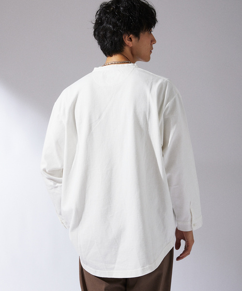 ARMY TWILL（アーミーツイル）の「ARMY TWILL / アーミーツイル 別注 ヘンリーネック ロングスリーブTシャツ（Tシャツ/カットソー・メンズ・ホワイト/ベージュ/ブラック・LARGE/MEDIUM）」の22枚目の写真