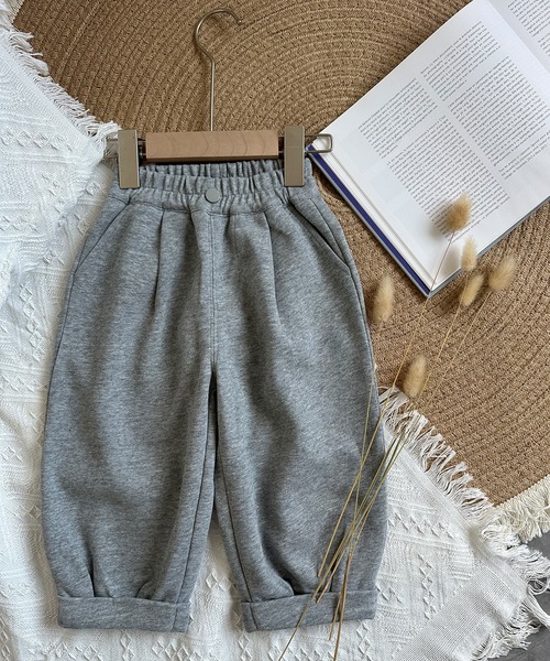 aimoha（アイモハ）の「【aimoha-KIDS-】スウェットパンツ（スウェットパンツ・キッズ・グレー/ブラック/チョコ/ダークグレー・90/100/110/120/130）」の3枚目の写真