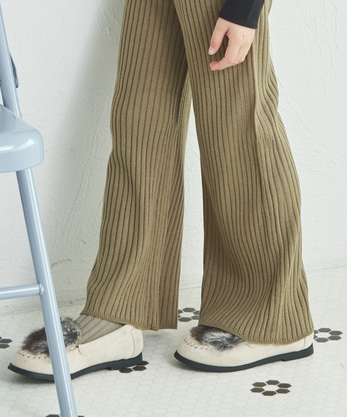 pairmanon（ペアマノン）の「【リンクコーデ】リブ編み ニット フレア パンツ キッズ（その他パンツ・キッズ・ベージュ/ライトグリーン/ブラウン/レッド/ピンク/ブラック/グレー/ブルー/カーキ・120/110/130/150/100/90/140）」の17枚目の写真