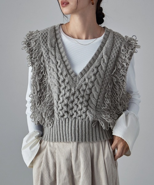 etoll.（エトル）の「フリンジバルキーケーブルニットベスト（ニット