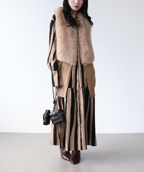 最終価格♡新品♡M'S GRACY♡フェイクファーロングジレ ピンク Three Four Time（ｽﾘｰﾌｫｰﾀｲﾑ）の「フェイクファー切替ロングジレ