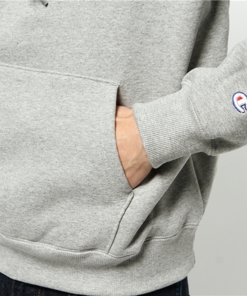 Champion(チャンピオン)の「Ronnie Fieg着用 メンズ チャンピオン アクションスタイル パーカー Champion AS HOODED SWEAT C3-E127(パーカー・メンズ・ホワイト/ブラック/ネイビー/グレー/レッド・SMALL/LARGE/MEDIUM/X-LARGE)」の9枚目の写真