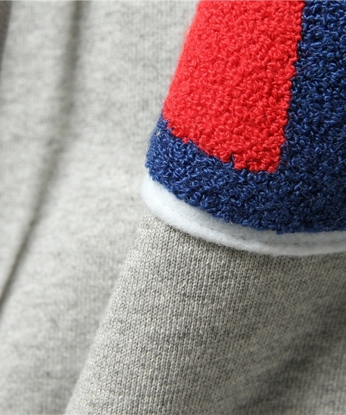 Champion(チャンピオン)の「Ronnie Fieg着用 メンズ チャンピオン アクションスタイル パーカー Champion AS HOODED SWEAT C3-E127(パーカー・メンズ・ホワイト/ブラック/ネイビー/グレー/レッド・SMALL/LARGE/MEDIUM/X-LARGE)」の13枚目の写真