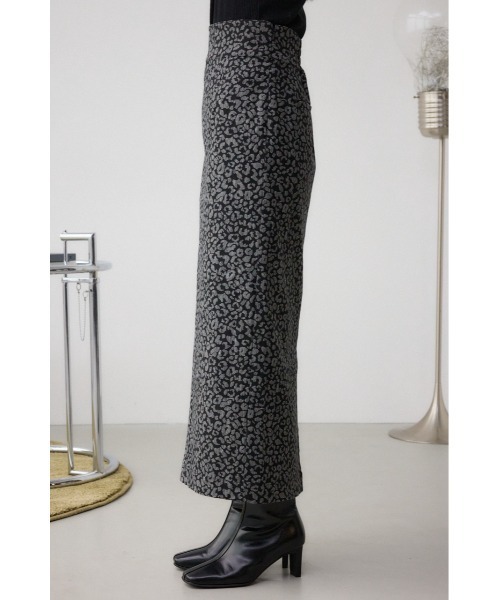 AZUL by moussy（アズールバイマウジー）の「レオパードジャガードタイトスカート（スカート・レディース・ブラック系その他/ブラウン系その他・SMALL/MEDIUM）」の7枚目の写真