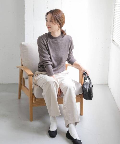 URBAN RESEARCH DOORS(アーバンリサーチドアーズ)の「『UR TECH』コーデュロイトラウザーパンツ(その他パンツ・レディース・ブラック系その他/カーキ/アイボリー・MEDIUM/SMALL)」の13枚目の写真