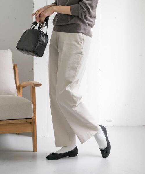 URBAN RESEARCH DOORS(アーバンリサーチドアーズ)の「『UR TECH』コーデュロイトラウザーパンツ(その他パンツ・レディース・ブラック系その他/カーキ/アイボリー・MEDIUM/SMALL)」の16枚目の写真