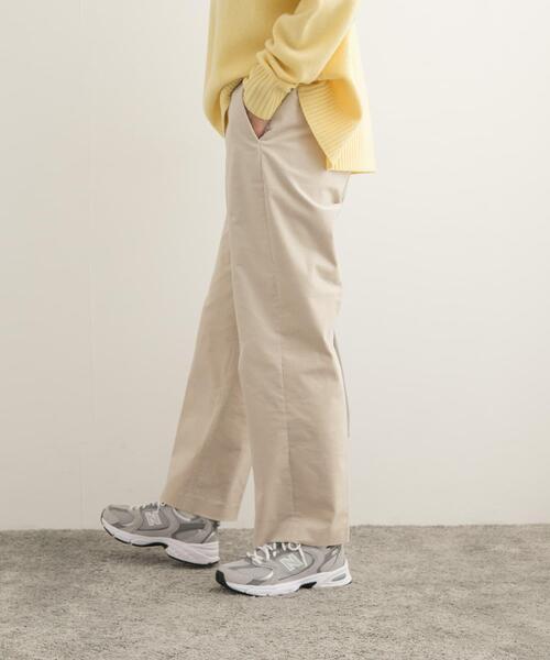 URBAN RESEARCH DOORS(アーバンリサーチドアーズ)の「『UR TECH』コーデュロイトラウザーパンツ(その他パンツ・レディース・ブラック系その他/カーキ/アイボリー・MEDIUM/SMALL)」の21枚目の写真