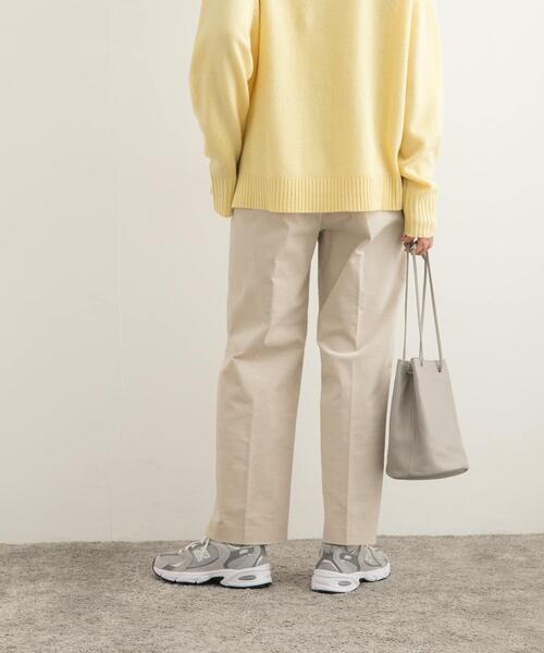 URBAN RESEARCH DOORS(アーバンリサーチドアーズ)の「『UR TECH』コーデュロイトラウザーパンツ(その他パンツ・レディース・ブラック系その他/カーキ/アイボリー・MEDIUM/SMALL)」の22枚目の写真