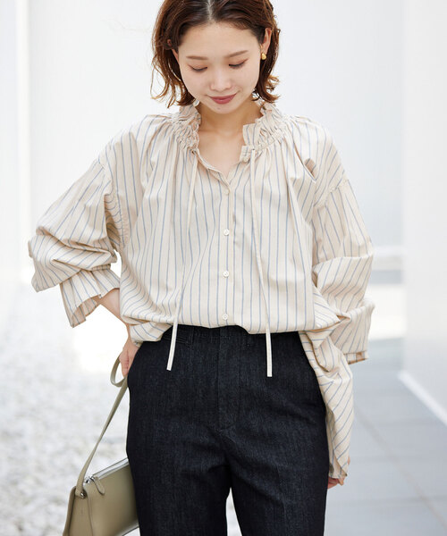 SLOBE IENA(スローブイエナ)の「《追加》タイプライターフリルカラーブラウス(シャツ/ブラウス・レディース・ホワイト/ベージュ・FREE)」の1枚目の写真