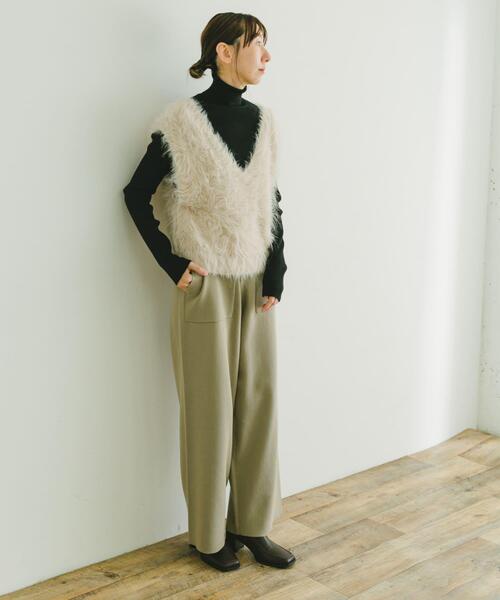 ITEMS URBANRESEARCH（アイテムズ アーバンリサーチ）の「ミラノリブニットパンツ（その他パンツ・レディース・ブラック/ブラウン/ベージュ・FREE）」の14枚目の写真