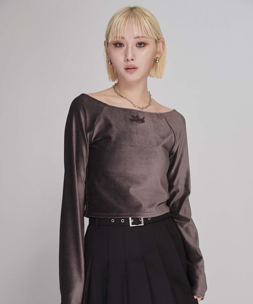 ENVYM(アンビー)の「ラグランベロアトップス(Tシャツ/カットソー・レディース・ブラック/ブラウン/ブルー・FREE)」の3枚目の写真