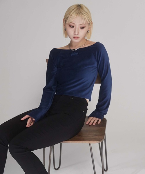 ENVYM(アンビー)の「ラグランベロアトップス(Tシャツ/カットソー・レディース・ブラック/ブラウン/ブルー・FREE)」の18枚目の写真