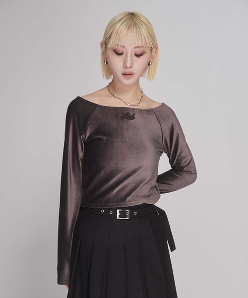 ENVYM(アンビー)の「ラグランベロアトップス(Tシャツ/カットソー・レディース・ブラック/ブラウン/ブルー・FREE)」の4枚目の写真