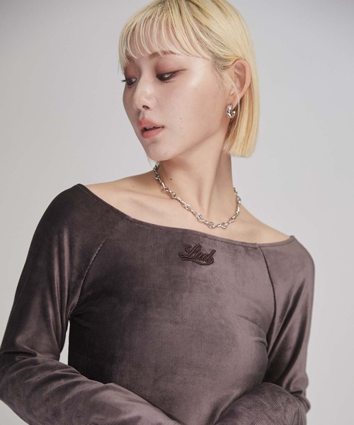 ENVYM(アンビー)の「ラグランベロアトップス(Tシャツ/カットソー・レディース・ブラック/ブラウン/ブルー・FREE)」の7枚目の写真