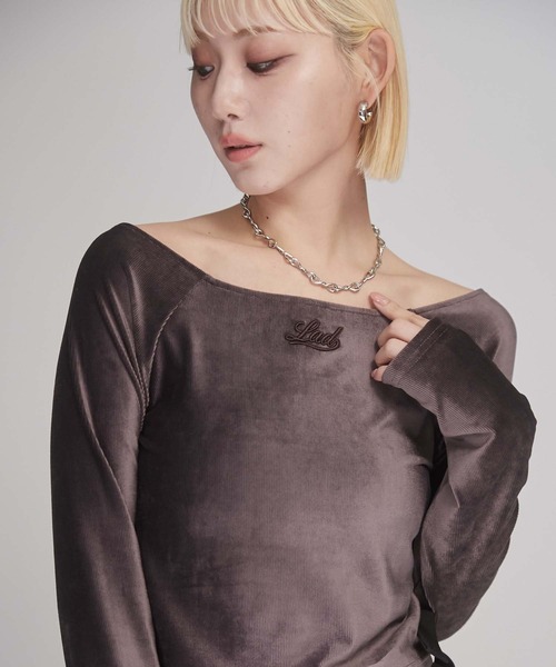 ENVYM(アンビー)の「ラグランベロアトップス(Tシャツ/カットソー・レディース・ブラック/ブラウン/ブルー・FREE)」の8枚目の写真