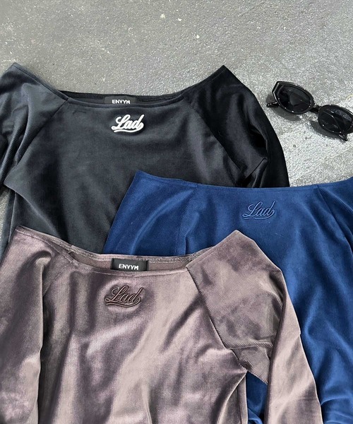 ENVYM(アンビー)の「ラグランベロアトップス(Tシャツ/カットソー・レディース・ブラック/ブラウン/ブルー・FREE)」の9枚目の写真