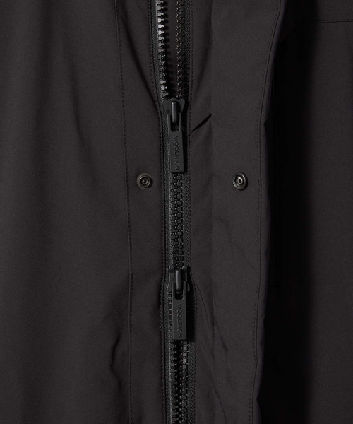 WOOLRICH（ウールリッチ）の「WOOLRICH MOUNTAIN STRETCH DOWN PARKA ウールリッチ マウンテンストレッチ ダウン パーカ（ダウンジャケット/コート・メンズ・ネイビー/ブラック・MEDIUM/SMALL/LARGE）」の11枚目の写真