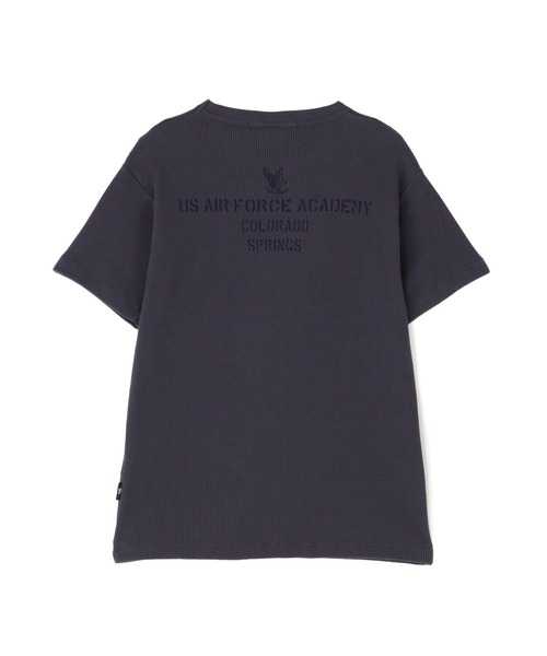 AVIREX（アヴィレックス）の「MINI WAFFLE T-SHIRT / ミニワッフル 半袖Tシャツ / AVIREX / アヴィレックス（Tシャツ/カットソー・メンズ・オリーブ/ホワイト/ブラック/チャコール・LARGE/MEDIUM/SMALL/X-LARGE）」の3枚目の写真