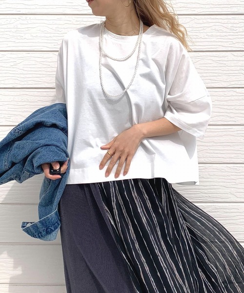 Q(キュー)の「ドライタッチコットンT(Tシャツ/カットソー・レディース・ライム/ホワイト/チャコールグレー・MEDIUM)」の10枚目の写真