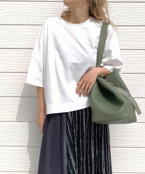 Q(キュー)の「ドライタッチコットンT(Tシャツ/カットソー・レディース・ライム/ホワイト/チャコールグレー・MEDIUM)」の12枚目の写真