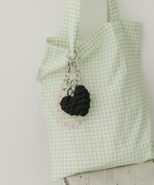 SMELLY（スメリー）の「モチーフキーチェーン（キーホルダー・レディース・アイボリー/レッド/ブラック/ミント/イエロー・-）」の11枚目の写真