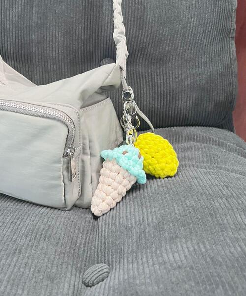 SMELLY（スメリー）の「モチーフキーチェーン（キーホルダー・レディース・アイボリー/レッド/ブラック/ミント/イエロー・-）」の19枚目の写真