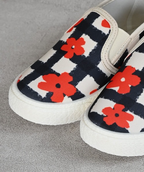 MARKEY'S（マーキーズ）の「別注スリッポン/花柄チェック(kids/13cm～20cm)（スリッポン・キッズ・オフホワイト・20cm/19cm/18cm/17cm/16cm/15cm/14cm/13cm）」の6枚目の写真