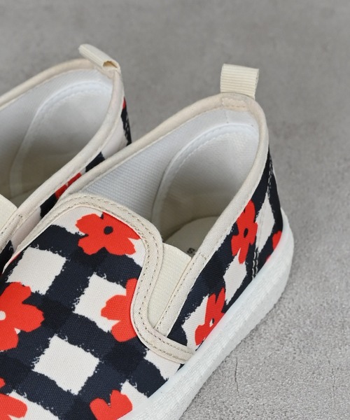 MARKEY'S（マーキーズ）の「別注スリッポン/花柄チェック(kids/13cm～20cm)（スリッポン・キッズ・オフホワイト・20cm/19cm/18cm/17cm/16cm/15cm/14cm/13cm）」の7枚目の写真