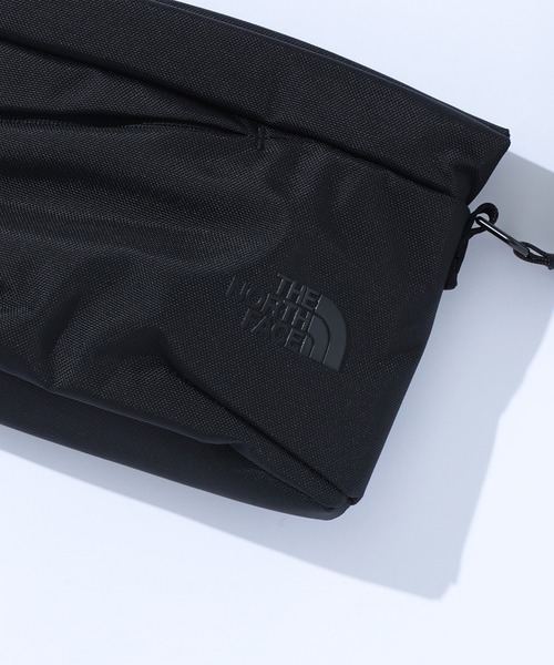 THE NORTH FACE(ザノースフェイス)の「THE NORTH FACE / ピレネーショルダー(ショルダーバッグ・メンズ・ブラック/オフホワイト・ONE SIZE)」の15枚目の写真