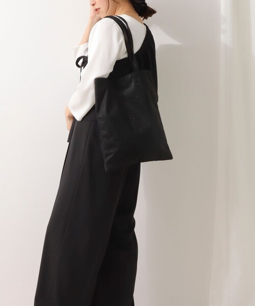 NOLLEY’S（ノーリーズ）の「キララメバッグ（トートバッグ・レディース・ゴールド/チャコールグレー/ブラック/ネイビー/グレイッシュベージュ/シルバー・FREE）」の15枚目の写真