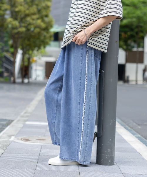 GLOBAL WORK(グローバルワーク)の「フリンジヒンヤリデニム/AND YUA ANY/291946(デニムパンツ・キッズ・グレー/ブルー・SMALL/MEDIUM/LARGE)」の2枚目の写真