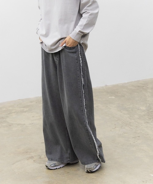 GLOBAL WORK(グローバルワーク)の「フリンジヒンヤリデニム/AND YUA ANY/291946(デニムパンツ・キッズ・グレー/ブルー・SMALL/MEDIUM/LARGE)」の15枚目の写真