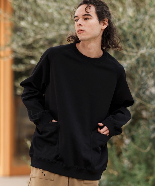 CAMBIO(カンビオ)の「mlt5082-サイドポケットクルーネックカットソー(Tシャツ/カットソー・メンズ・ホワイト/ブラック/グレイッシュベージュ・M/L/XL)」の2枚目の写真
