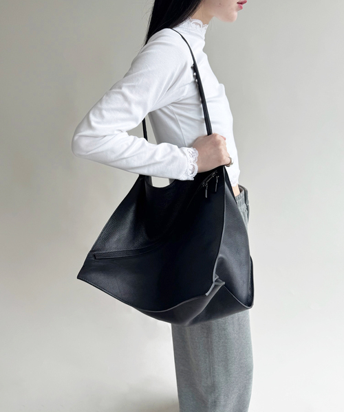 ITTI ショルダーバック ITTI (イッチ) | SHOULDER BAG (ショルダーバッグ) | レザー