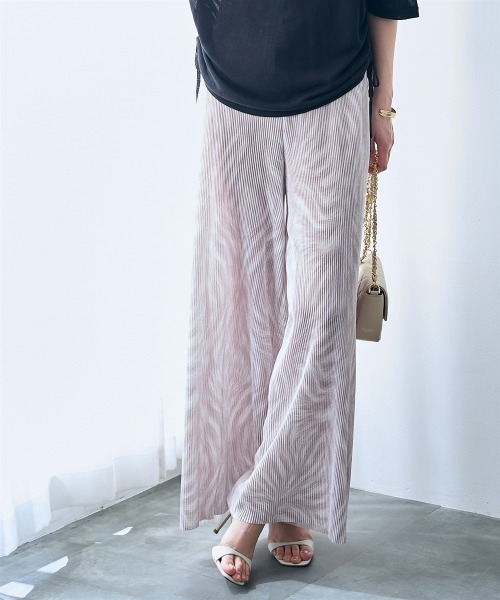 SMILE LAND（スマイルランド）の「プリーツ風プリントワイドストレートパンツ＜大きいサイズ有＞【OtonaSMILE】（その他パンツ・レディース・ベージュ系・5L/4L/3L/LL/M）」の16枚目の写真