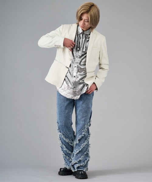 REGIEVO(レジエボ)の「フリンジフレアデニムパンツ(デニムパンツ・メンズ・ブラック/インディゴブルー・LARGE/MEDIUM)」の9枚目の写真