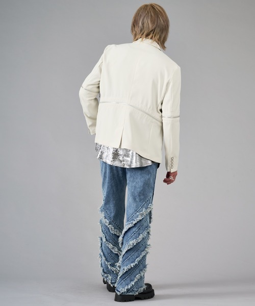 REGIEVO(レジエボ)の「フリンジフレアデニムパンツ(デニムパンツ・メンズ・ブラック/インディゴブルー・LARGE/MEDIUM)」の11枚目の写真