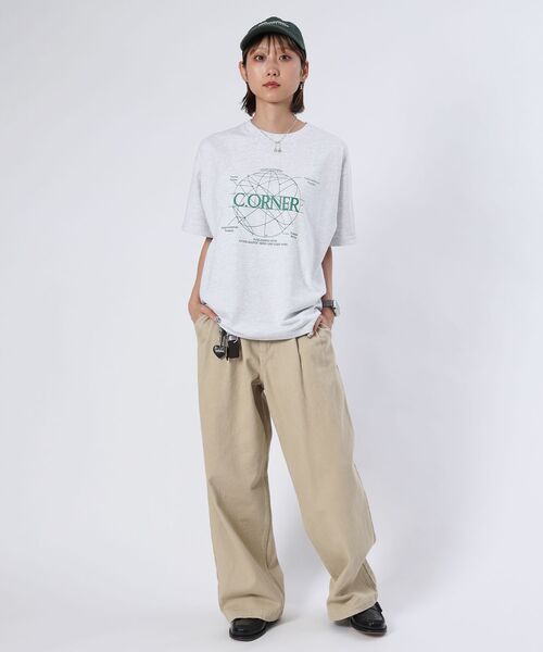FFEIN(フェイン)の「【FFEIN(フェイン)】サークルアート線画プリントTシャツツ/ Tシャツ クルーネック 半袖 プリント サークルロゴ(Tシャツ/カットソー・メンズ・ブラック/ホワイト/ブラウン/イエロー/ネイビー/アッシュグレー/ライトブルー・SMALL/MEDIUM/LARGE)」の15枚目の写真