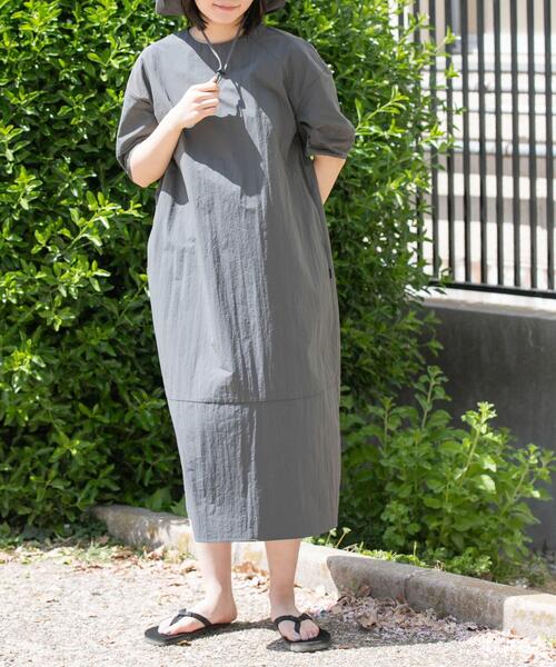 EKAL(エカル)の「『撥水/UVカット/UR TECH』 ナイロンタッサーワンピース(ワンピース・レディース・ネイビー/グレー/ブルー/ベージュ系その他/ブラウン・ONE)」の15枚目の写真