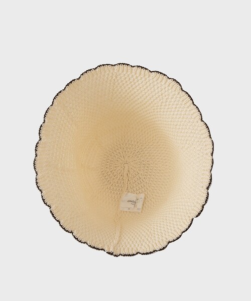 OPAQUE.CLIP(オペークドットクリップ)の「スカラップバケットハット(ハット・レディース・ブラック/オフホワイト・00)」の6枚目の写真