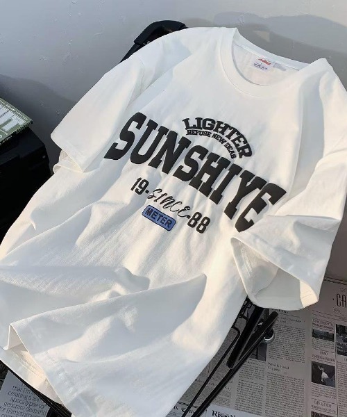 LETee(レティー)の「ビッグシルエットロゴプリントティーシャツ(Tシャツ/カットソー・レディース・グリーン/ブラック/ホワイト・FREE)」の2枚目の写真