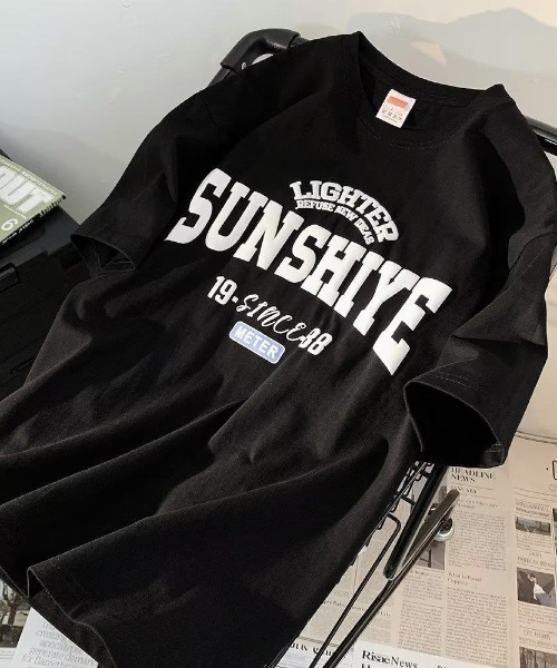 LETee(レティー)の「ビッグシルエットロゴプリントティーシャツ(Tシャツ/カットソー・レディース・グリーン/ブラック/ホワイト・FREE)」の1枚目の写真