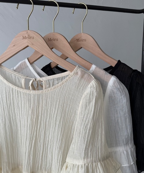 Meiru（メイル）の「シアーペプラムブラウス（シャツ/ブラウス・レディース・アイボリー/ブラック/ホワイト・LARGE/MEDIUM/SMALL）」の17枚目の写真